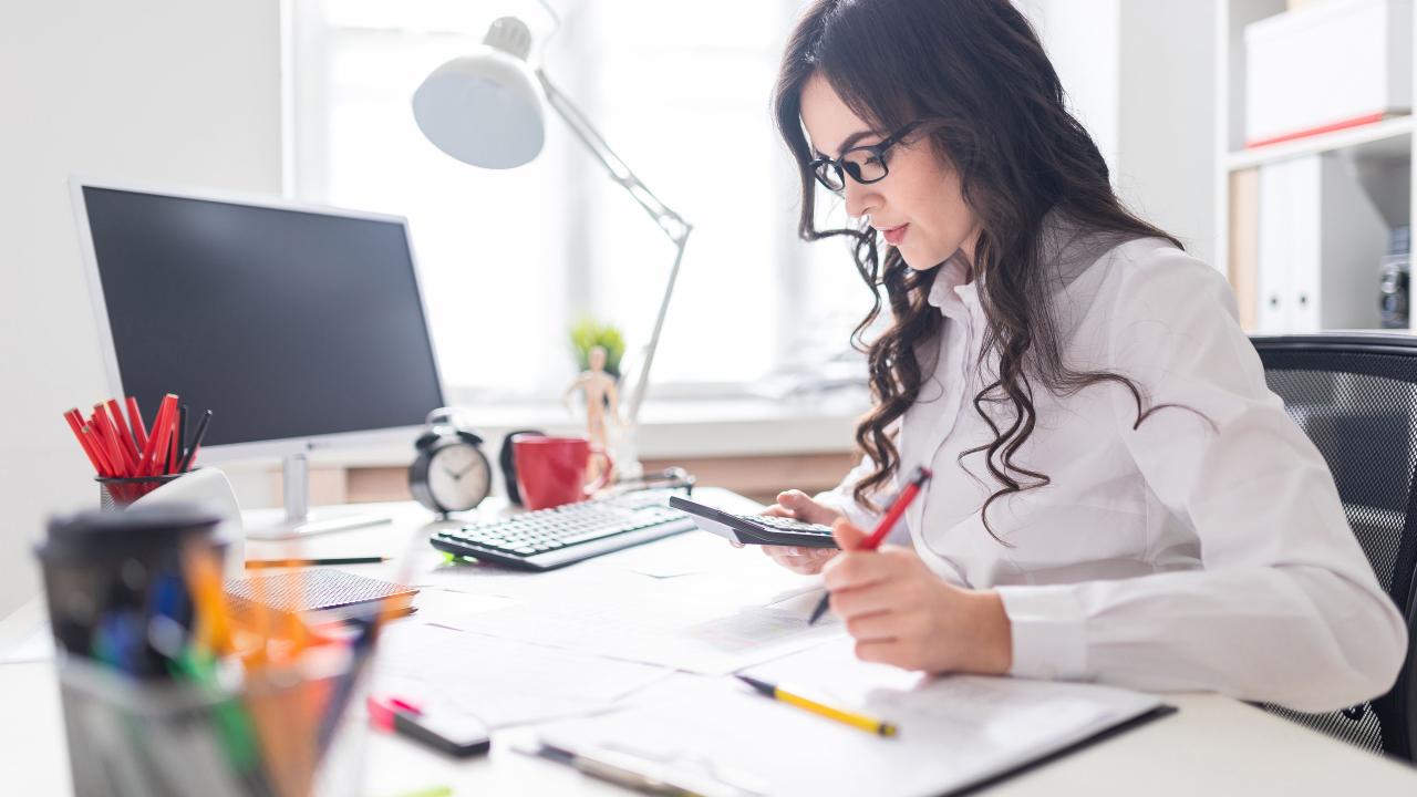 Techniciens En Comptabilite Et Teneurs De Livres