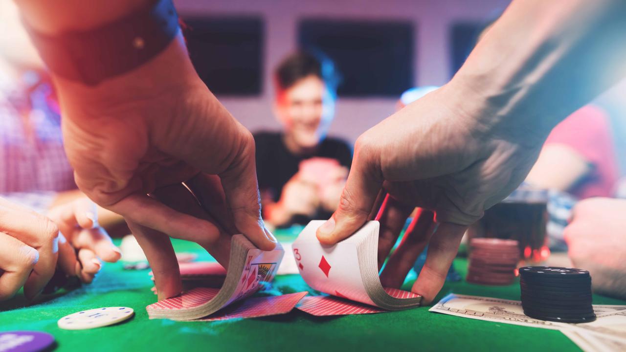 Personnel préposé au jeu dans les casinos