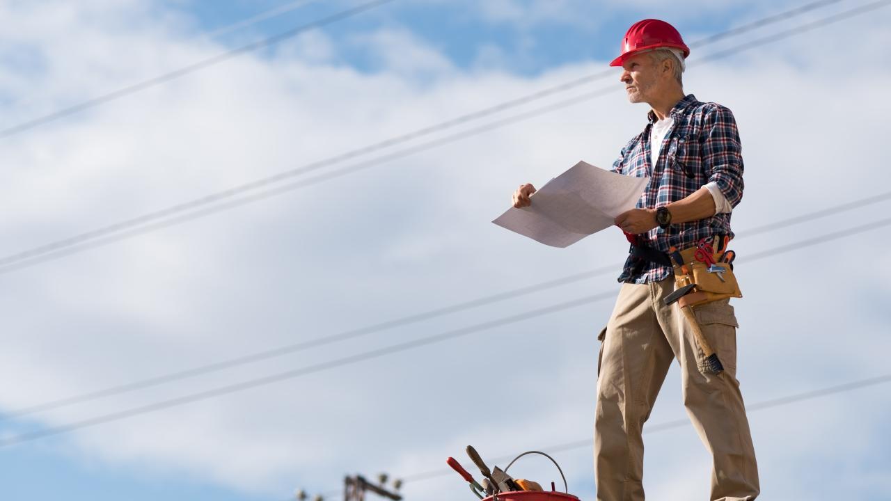 Entrepreneurs et contremaîtres des autres métiers de la construction et personnel assimilé