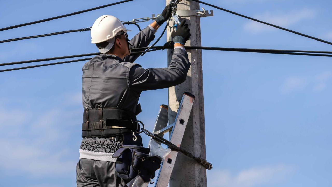 Installateurs de lignes et de câbles de télécommunications