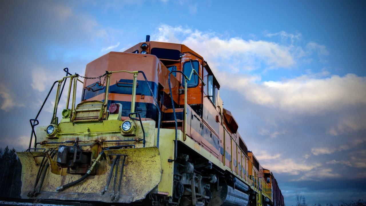 Manoeuvres dans le transport ferroviaire et routier