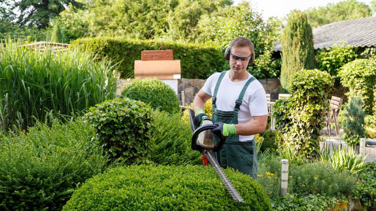 Manoeuvres en aménagement paysager et en entretien des terrains