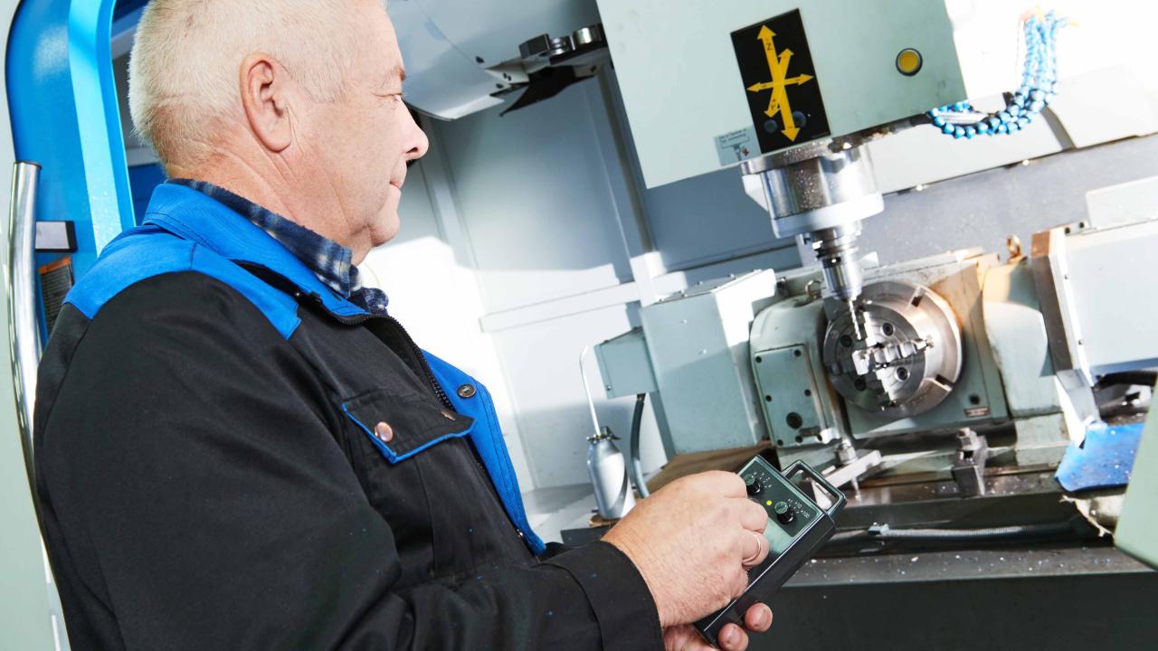 Entrepreneurs Et Contremaitres Du Personnel Des Metiers De Travail Des Metaux