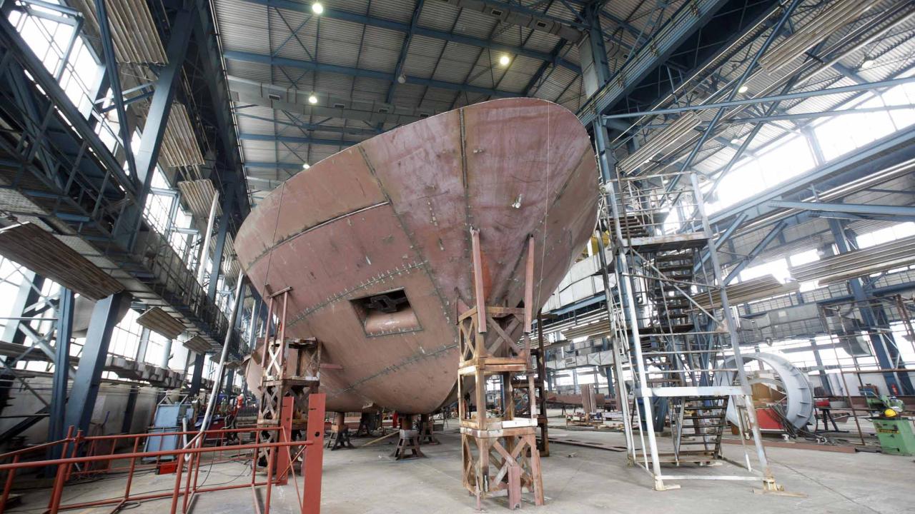 Monteurs de bateaux et contrôleurs de montage de bateaux