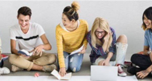 Contactez les services financiers pour étudiants
