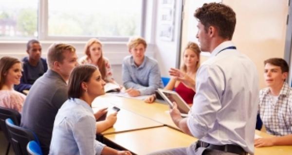 Apprenez au sujet de l’aide financière aux étudiants